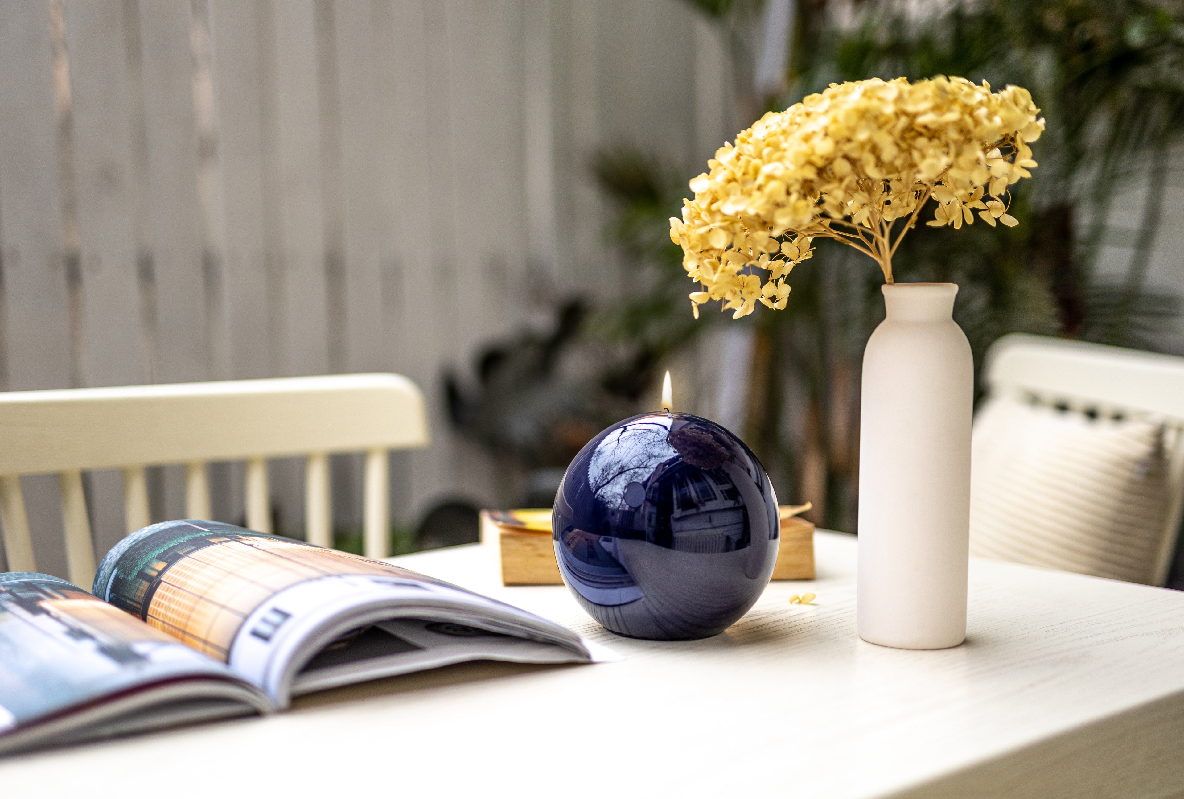 Luxurious Sphere Lacquered 12cm Candle - Navy Blue